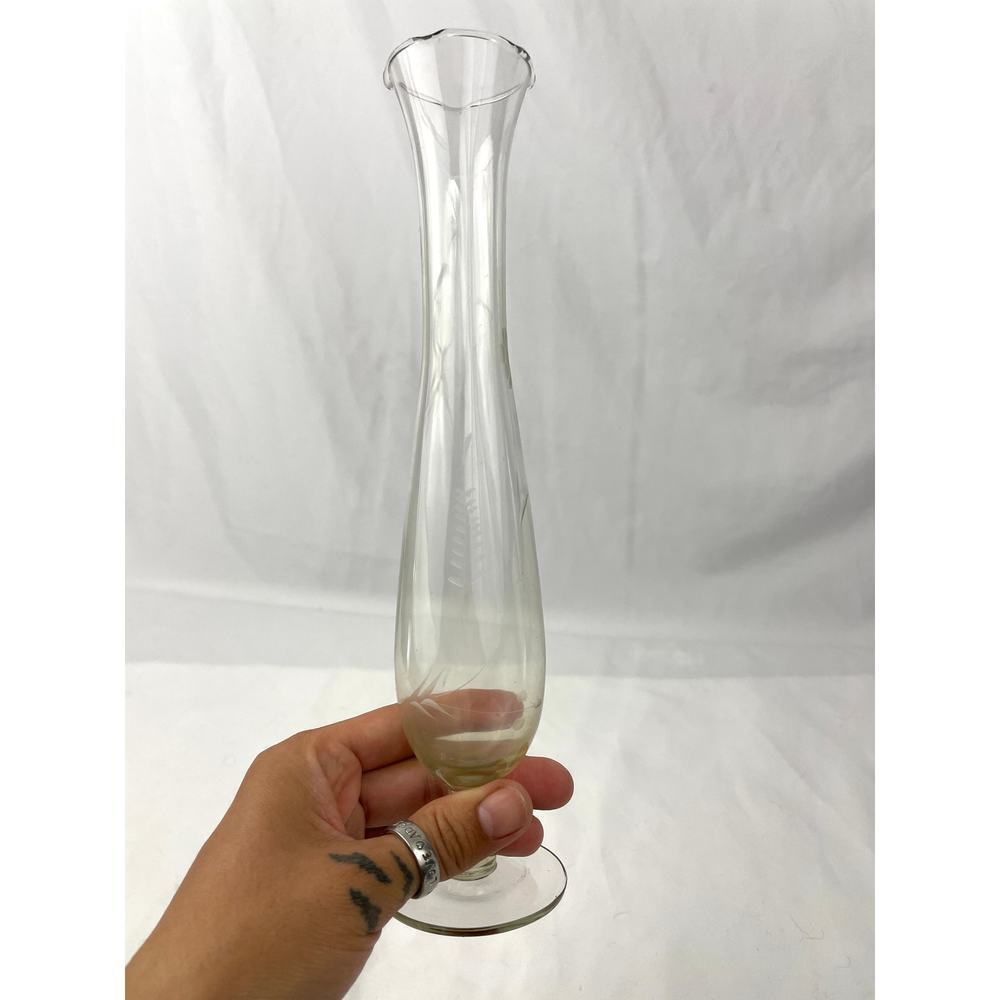 VTG‎ Flower Etched Glass Bud Vase Grape Design 10" Tall Clear Home Decor 1960's - Picture 10 of 12